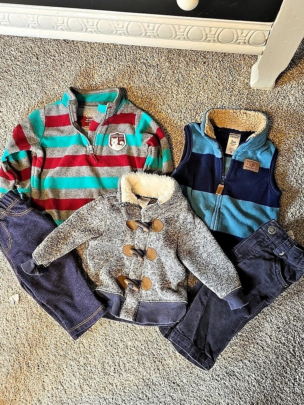 Carter's Baby Boys 3 Months Striped Outfit Set Like New 5 Pieces